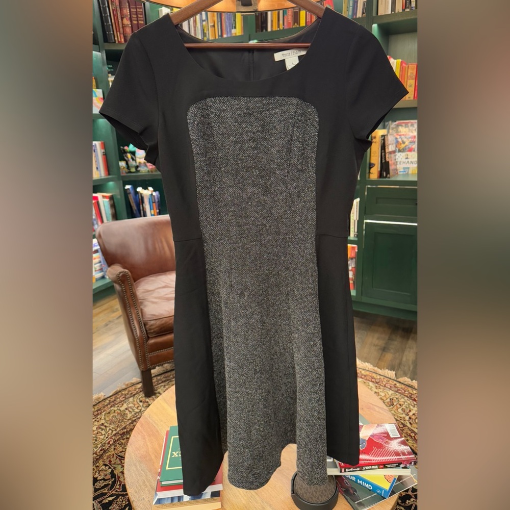 White House Black Market Black and White Dress Size 6
